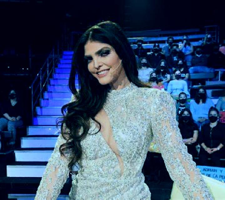 Bárbara Paredones escort