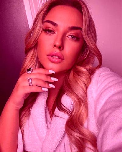 Constanza 2 Victoria escort
