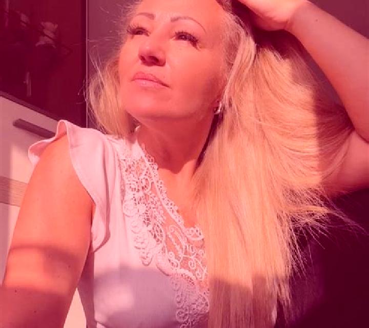 Paulina Llaillay escort