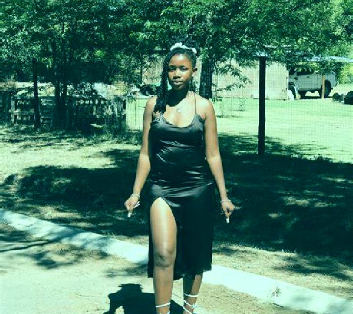 Vicenta 3 Lebu escort