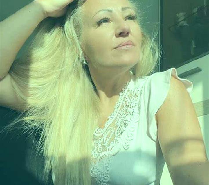 Zara Coronel escort